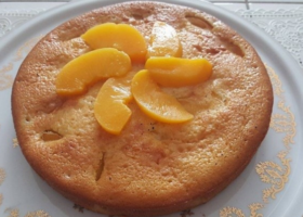 Gâteau facile aux pêches
