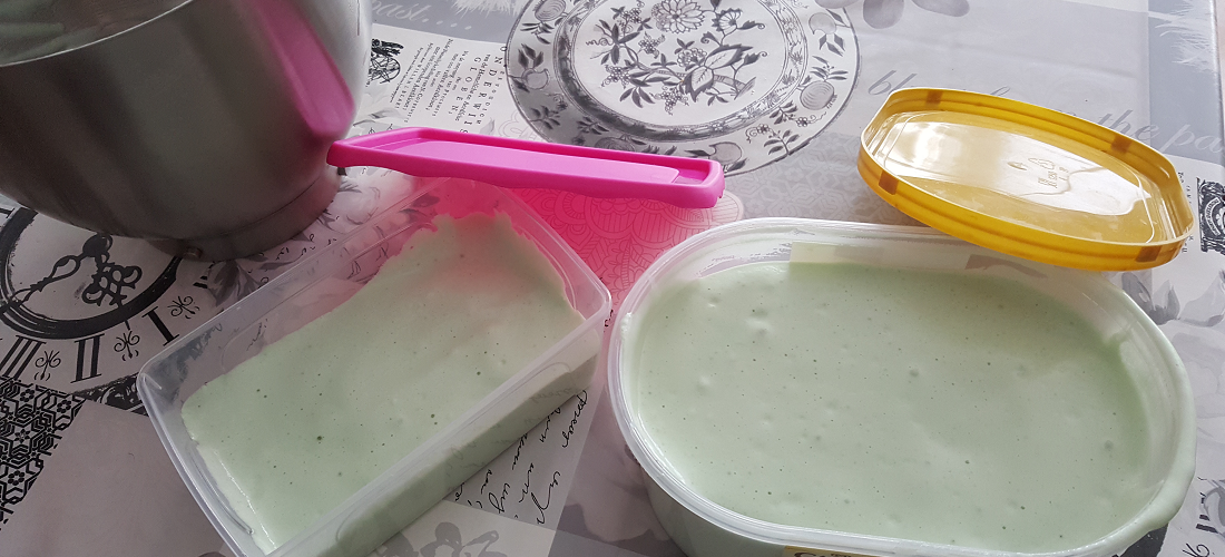 Mousse glacée à la menthe