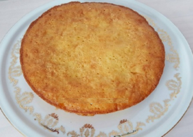 Gâteau aux pommes et à la banane