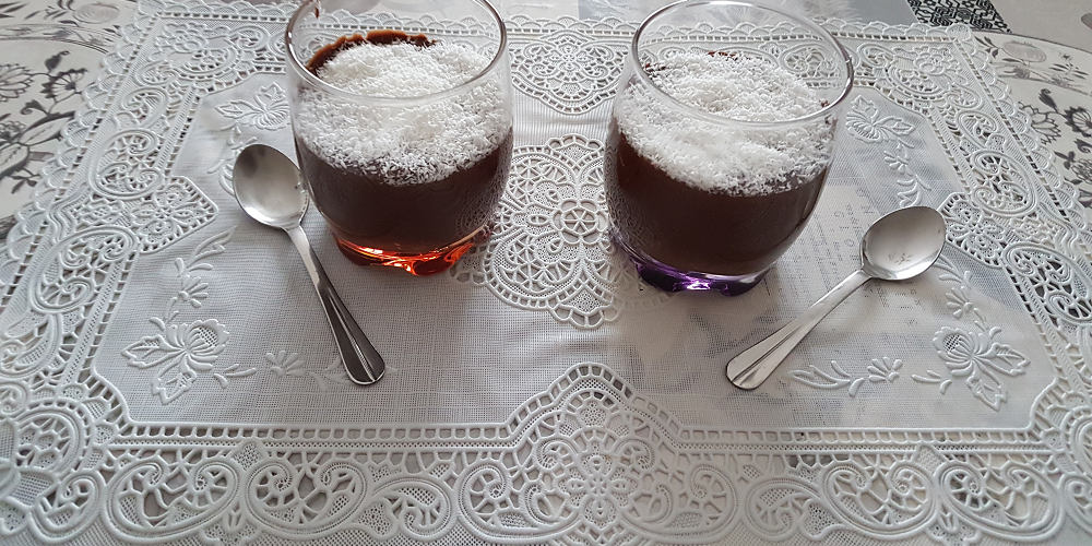 Mousse de chocolat au mascarpone et coco