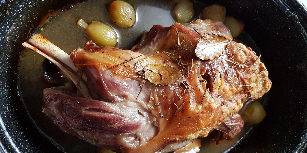 Épaule d’agneau à la boulangère façon Maman