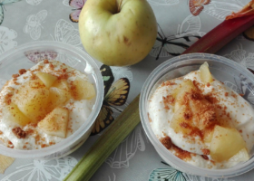 Verrines pomme rhubarbe et spéculoos de Sandrine