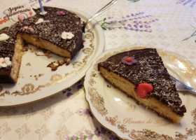 Gâteau anniversaire coco pêches et chocolat