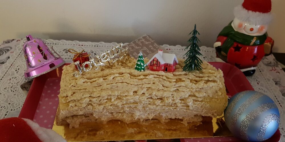 Bûche amande et vanille Bourbon