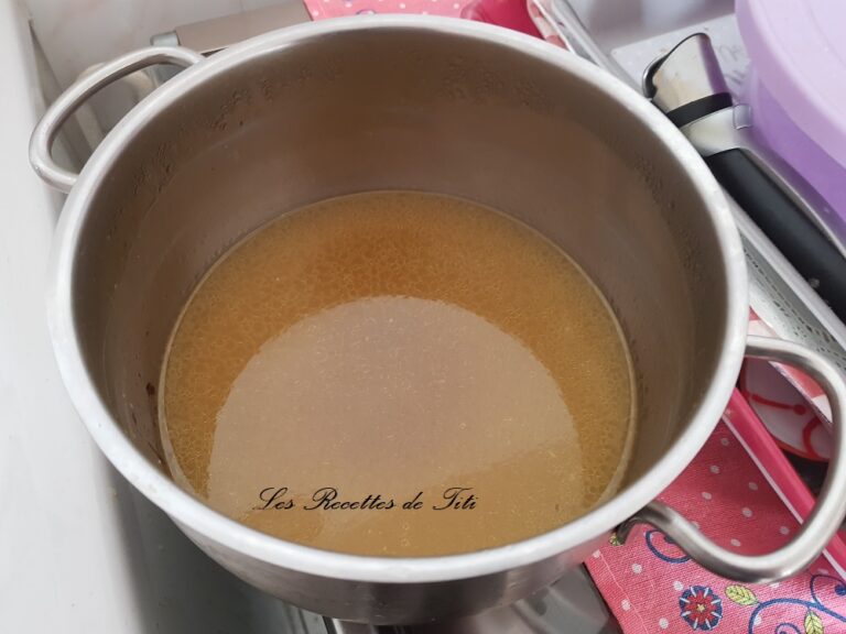 Carcasse de poulet au Cookeo et son bouillon Les Recettes de Titi