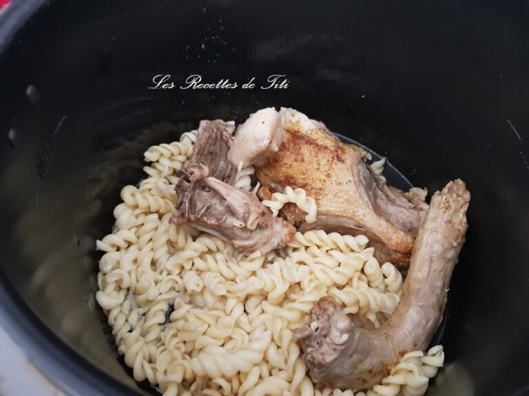 Carcasse de poulet au Cookeo et son bouillon Les Recettes de Titi