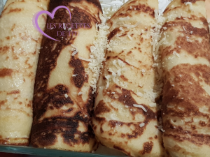 Crêpes mille trous à la béchamel et aux champignons par "Les Recettes de Titi"