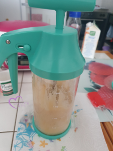 Petits gâteaux au yaourt framboises par "Les Recettes de Titi"