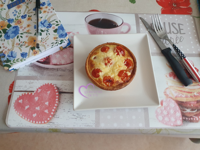 Petites quiches tomates cerises 4 fromages par "Les Recettes de Titi"