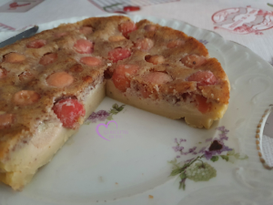 clafoutis aux cerises et à l'amande par "Les Recettes de Titi"