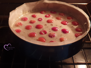clafoutis aux cerises et à l'amande par "Les Recettes de Titi"