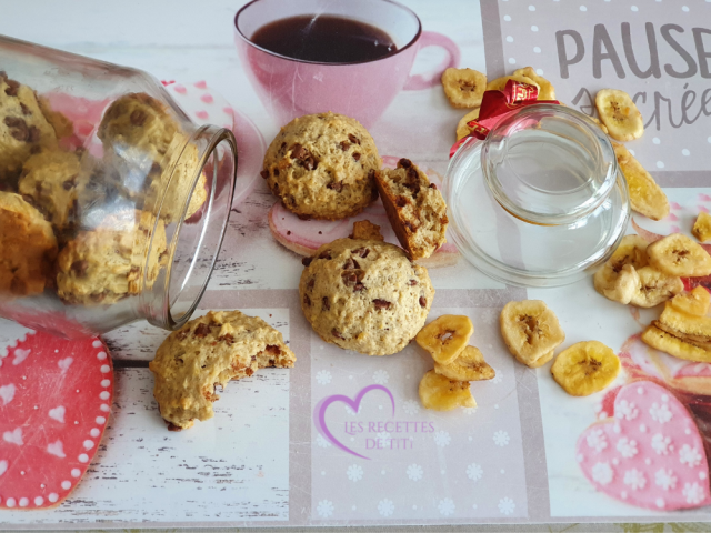 Cookies aux chips de banane et chocolat par "Les Recettes de Titi"