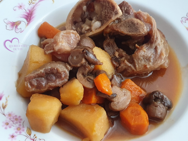 Jarrets de veau pommes de terre et carottes au Cookeo | Les Recettes de