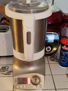 Velouté de citrouille et lentilles corail au curry et à la crème de coco par "Les Recettes de Titi"