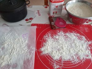 Pain cocotte sans pétrissage par "Les Recettes de Titi"
