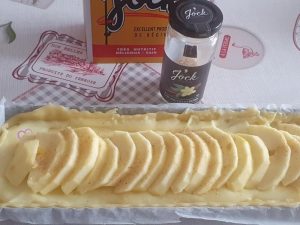 Tarte aux pommes crème vanille par "Les Recettes de Titi"