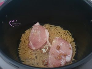 One pâtes à la crème et côtelettes par "Les Recettes de Titi"