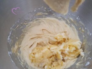 Muffins banane et pralines rouges par "Les Recettes de Titi"