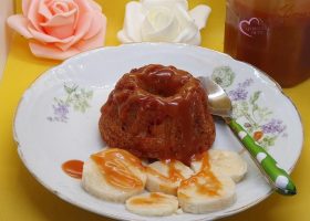 Muffins banane et pralines rouges