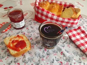 Brioche et ses briochettes au sucre perlé par "Les Recettes de Titi"