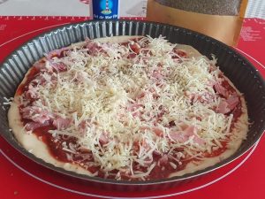 pizza jambon lardons par "Les Recettes de Titi"