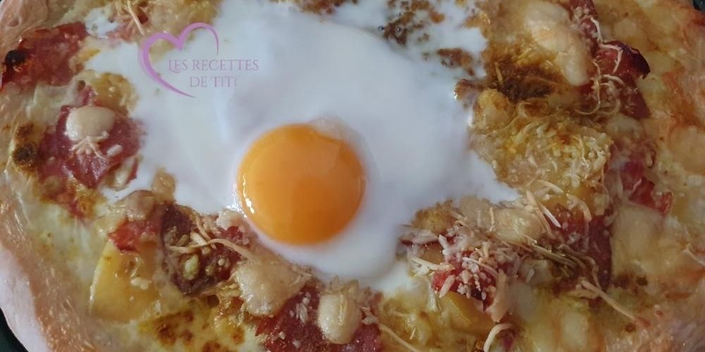 Pizza pommes de terre rosette et fromage au curry