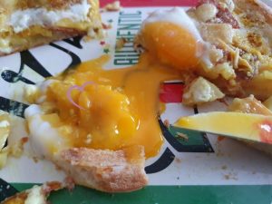 Pizza pommes de terre rosette et fromage au curry par "Les Recettes de Titi"