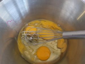 Cake jambon lardons et champignons par "Les Recettes de Titi"