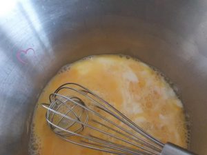 Cake jambon lardons et champignons par "Les Recettes de Titi"