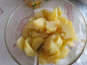 Salade de pommes de terre à ma façon par "Les Recettes de Titi"