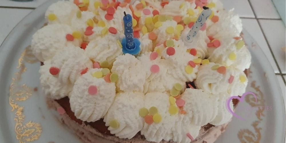 Gâteau anniversaire chantilly choco et nature