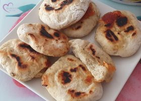 Naan au fromage