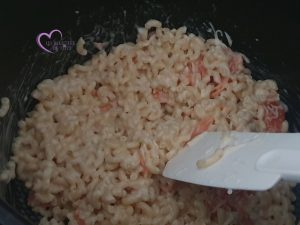 Gratin de coquillettes à la truite fumée et au lait de coco par "Les Recettes de Titi"