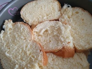 Gâteau de brioche perdue aux noisettes par "Les Recettes de Titi"