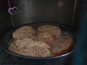 Gâteau de brioche perdue aux noisettes par "Les Recettes de Titi"