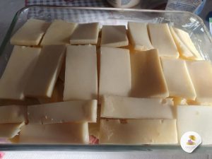 Gratin de pommes de terre mini saucisses et raclette par Les Recettes de Titi