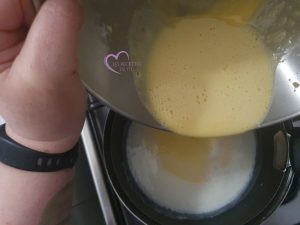 Tartelettes aux fraises et aux pêches au sirop par "Les Recettes de Titi"