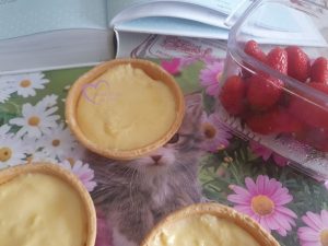 Tartelettes aux fraises et aux pêches au sirop par "Les Recettes de Titi"