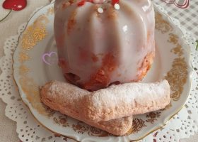 Charlotte à la framboise (Octobre Rose)