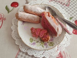 Charlotte à la framboise (Octobre Rose) par "Les Recettes de Titi"