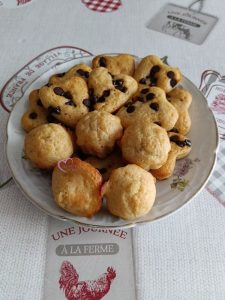 Petits moelleux banane et pépites de chocolat par "Les Recettes de Titi"
