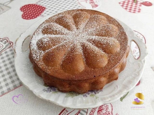 Gâteau moelleux au flan praliné par "Les Recettes de Titi"