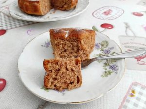 Gâteau moelleux au flan praliné par "Les Recettes de Titi"